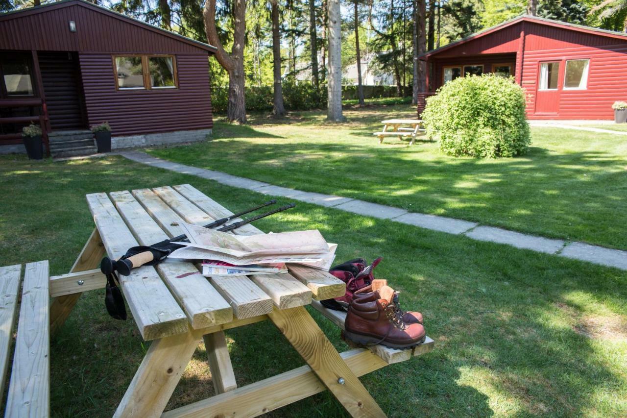 Invercauld Lodges Балатър Екстериор снимка