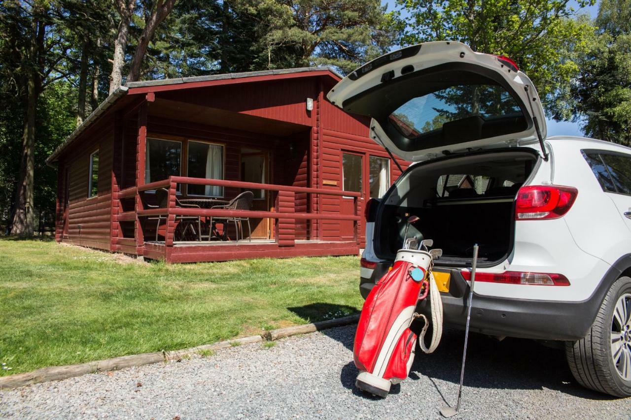 Invercauld Lodges Балатър Екстериор снимка