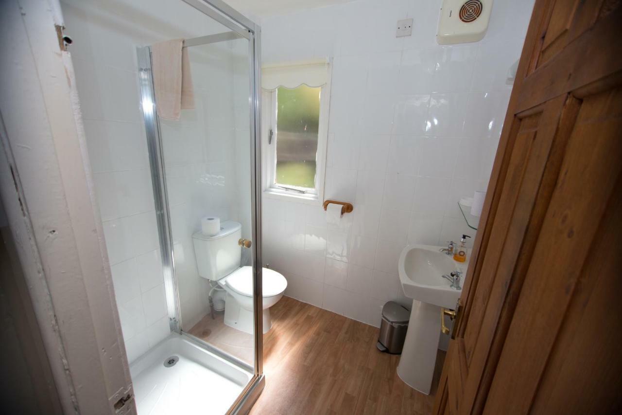 Invercauld Lodges Балатър Екстериор снимка